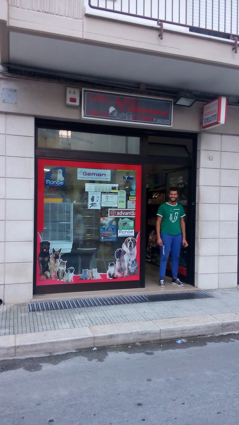 Cani E Gatti & Company Di Ruggiero L. - Foto 1