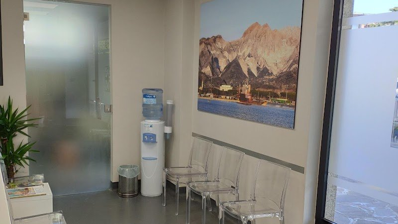 Clinica Veterinaria Citta' del Marmo Pronto Soccorso 24h - Foto 2