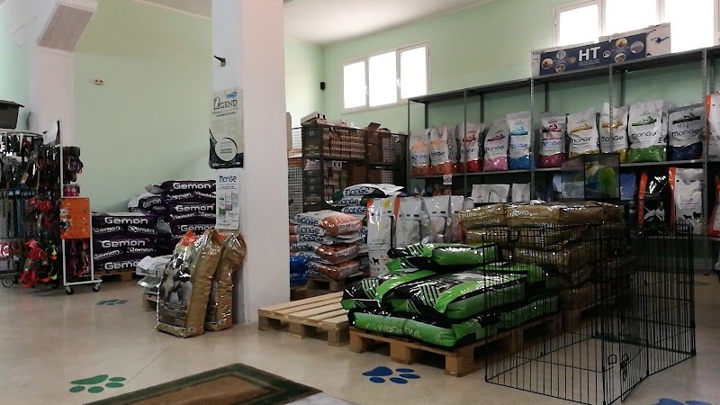 Pet Zone - Toelettatura e Mangimi - Foto 2