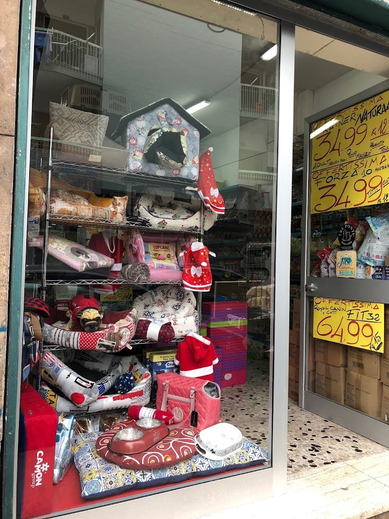 Royal Pet Toelettatura - Articoli per Animali - Foto 1