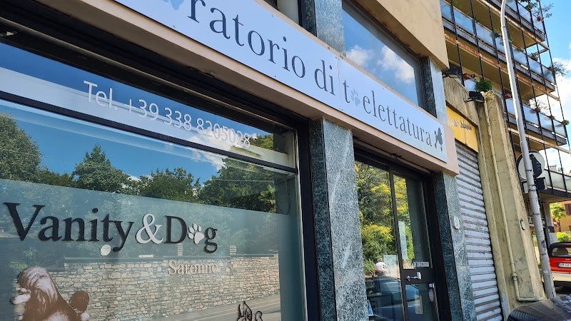 Vanity & Dog - Foto 3